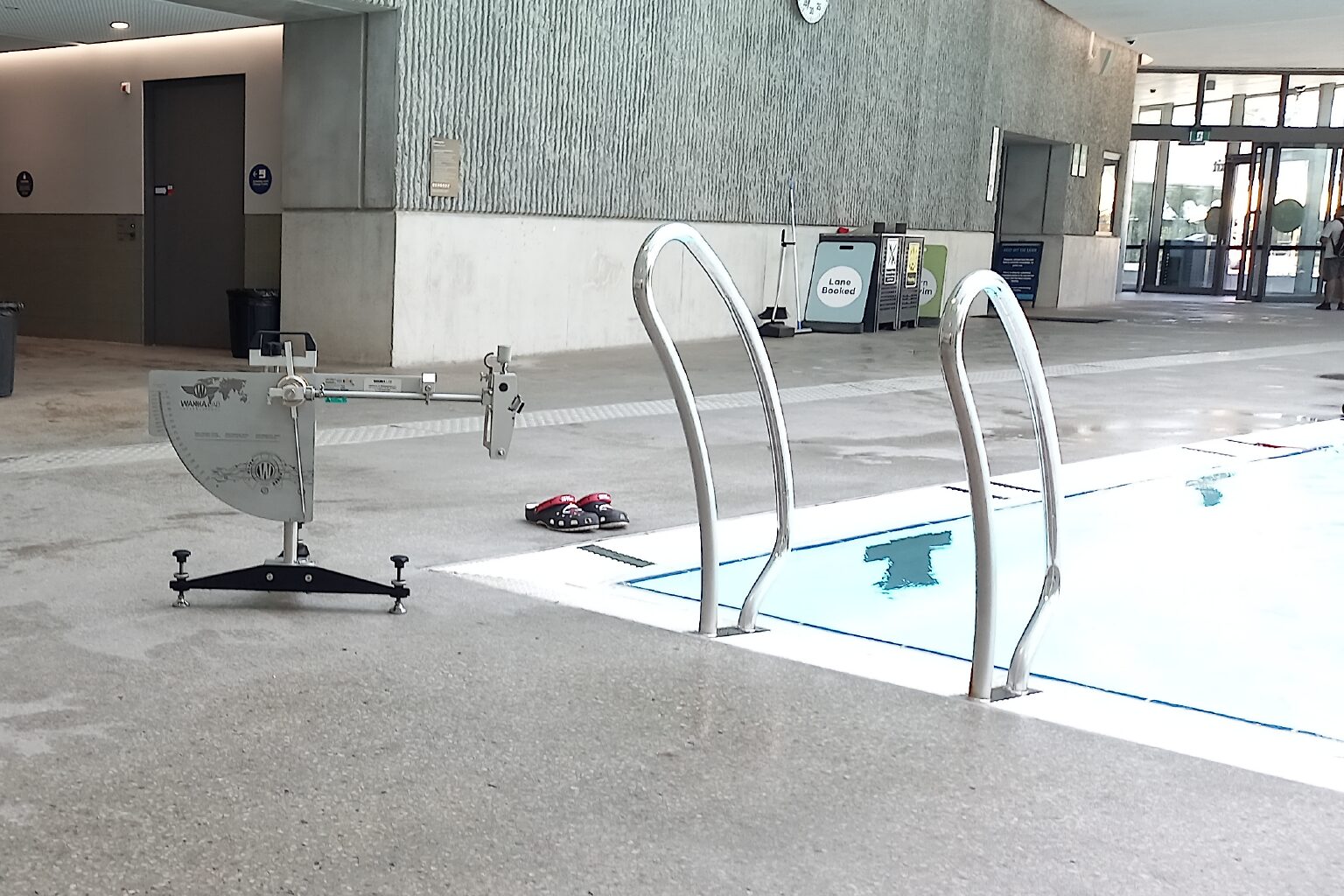 Aquatic centre showing water moving between the pool concourse, change rooms, reception and entrance